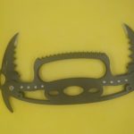 Knuckle Twin Blade Knife