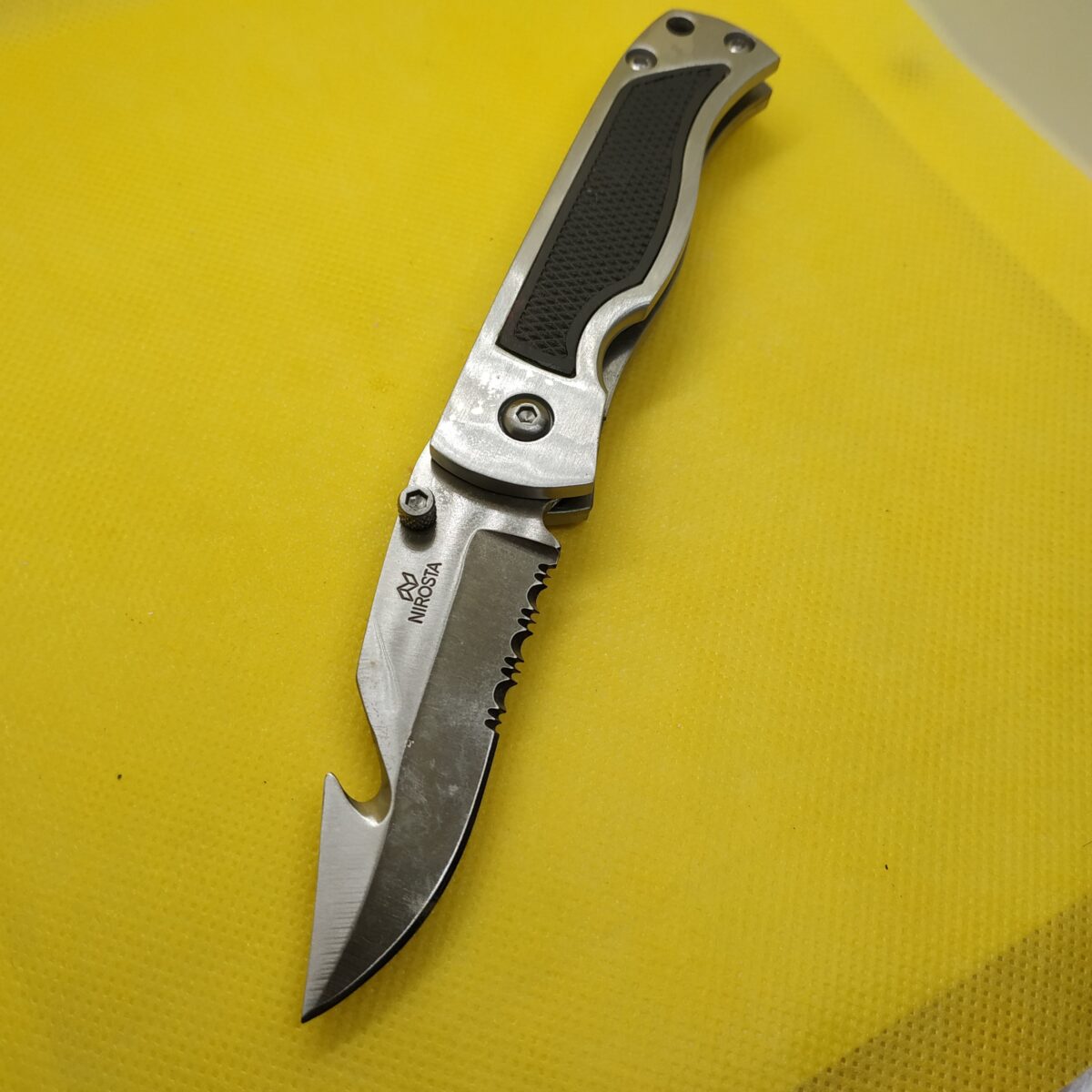 Nirosta  Folding Knife with Belt Cutter - Image 1