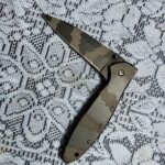CAMO COLOR FOLDING KNIFE WITH BOTTOM AXIS LOCK